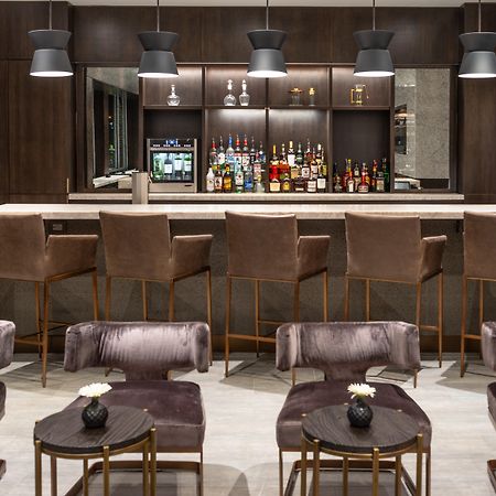 Holiday Inn Boston Logan Airport - Chelsea By Ihg Екстер'єр фото