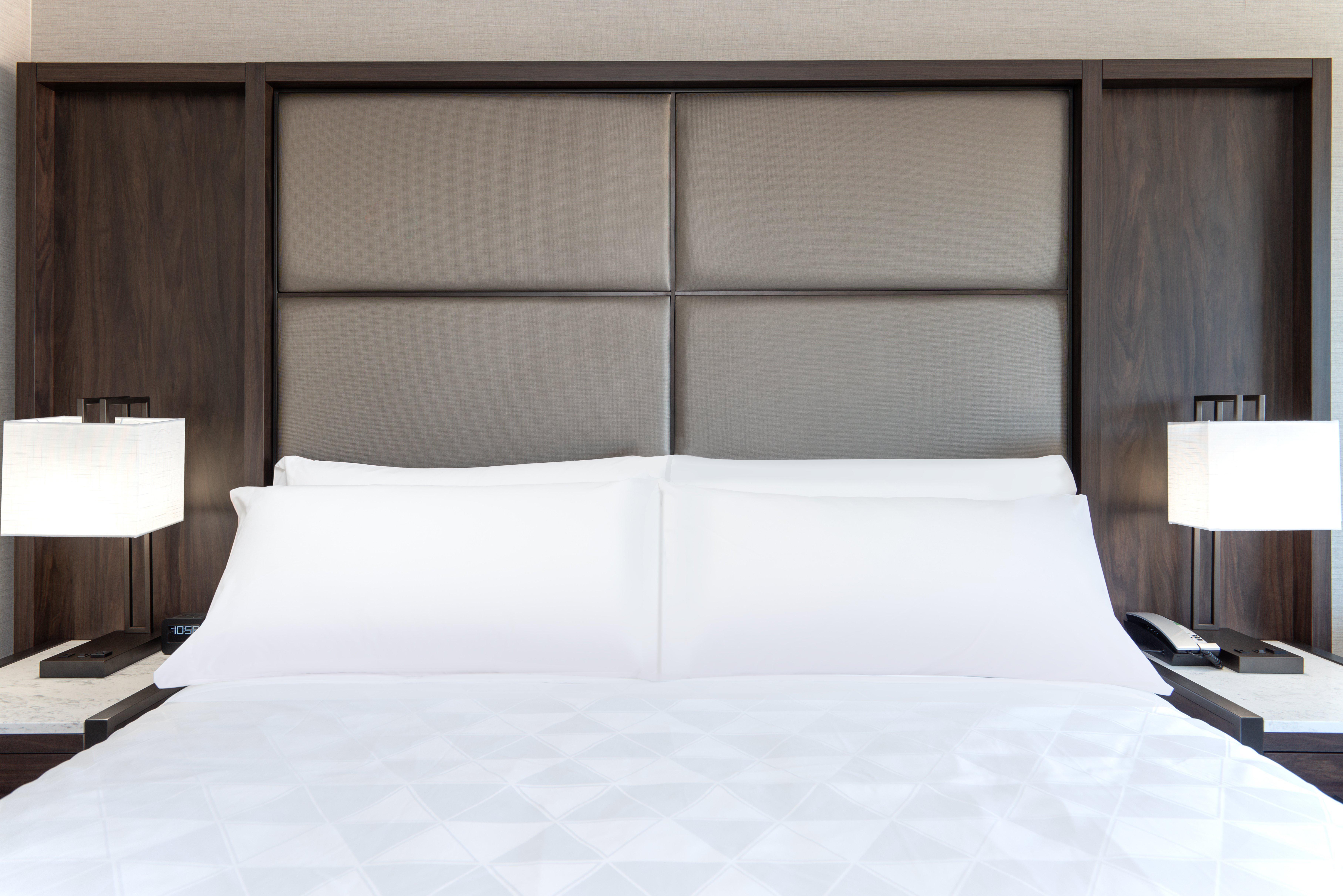 Holiday Inn Boston Logan Airport - Chelsea By Ihg Екстер'єр фото