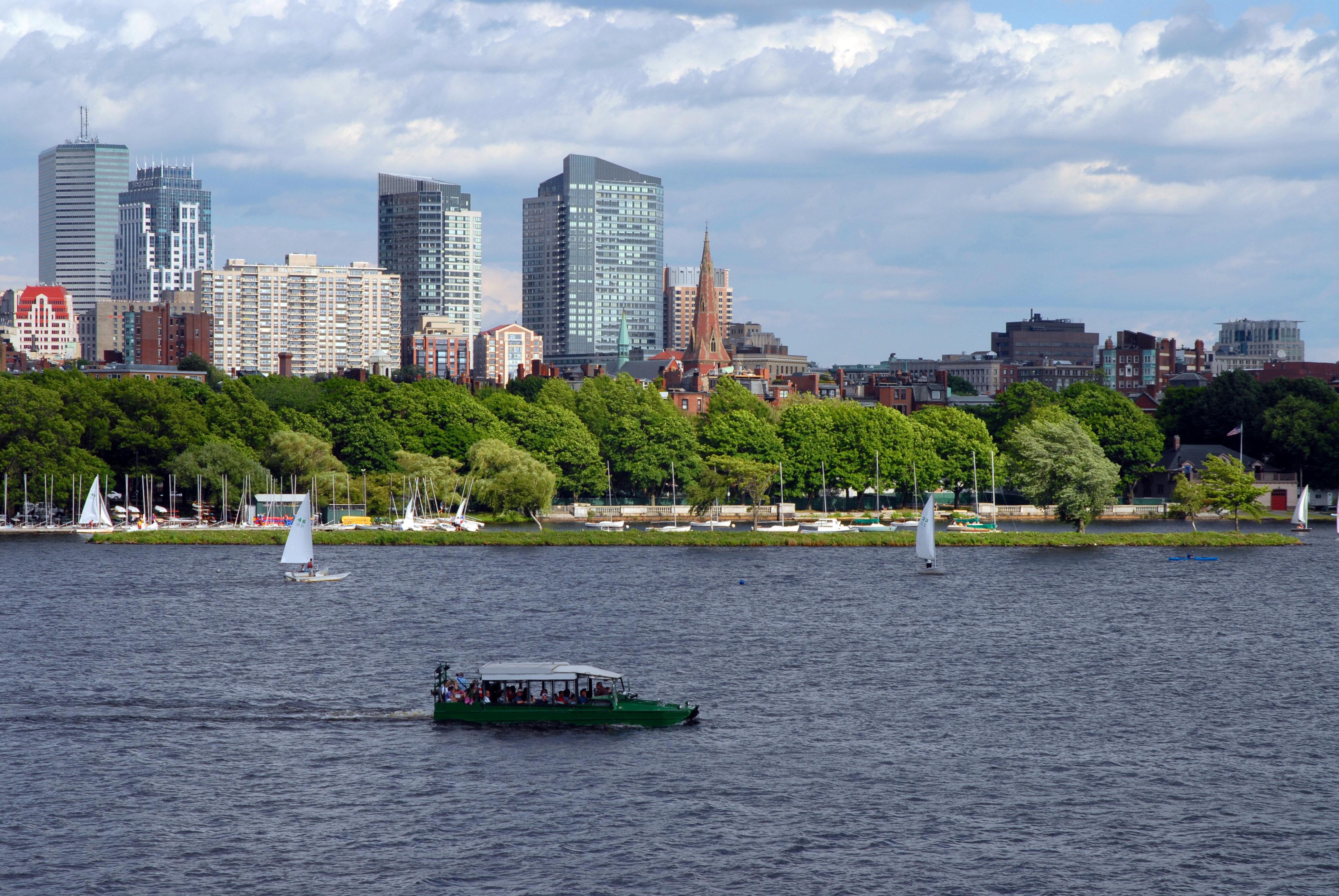 Holiday Inn Boston Logan Airport - Chelsea By Ihg Екстер'єр фото