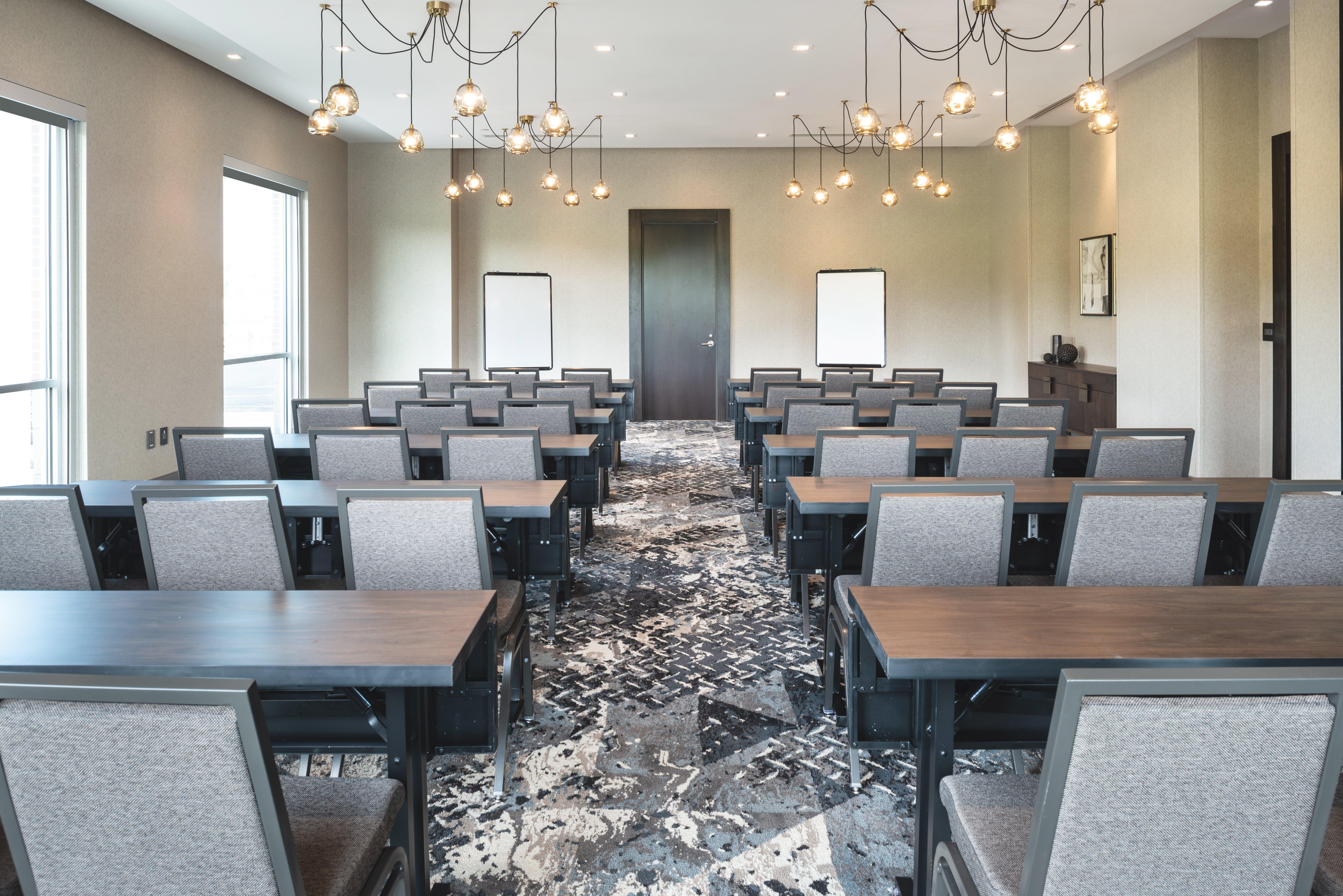 Holiday Inn Boston Logan Airport - Chelsea By Ihg Екстер'єр фото