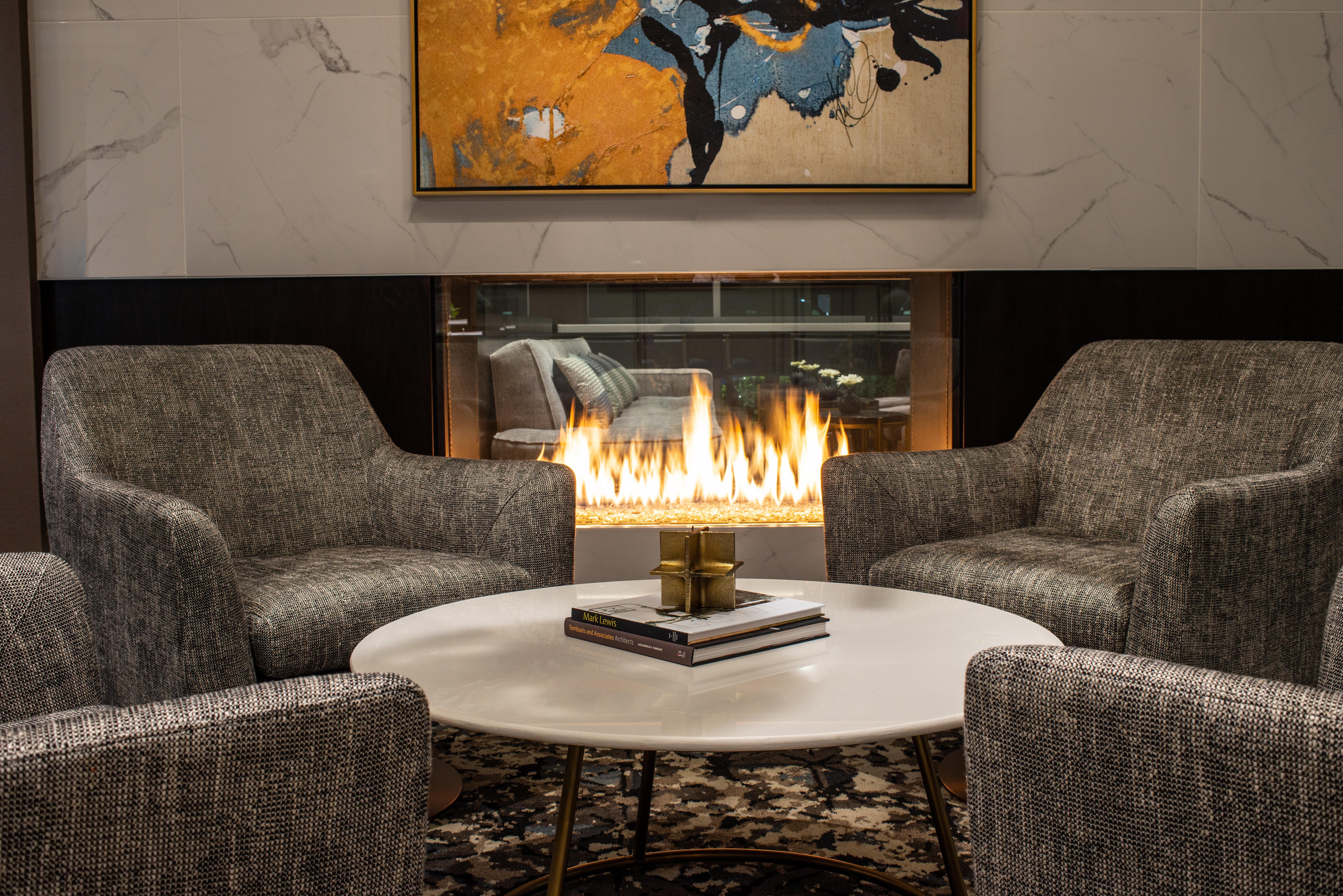 Holiday Inn Boston Logan Airport - Chelsea By Ihg Екстер'єр фото